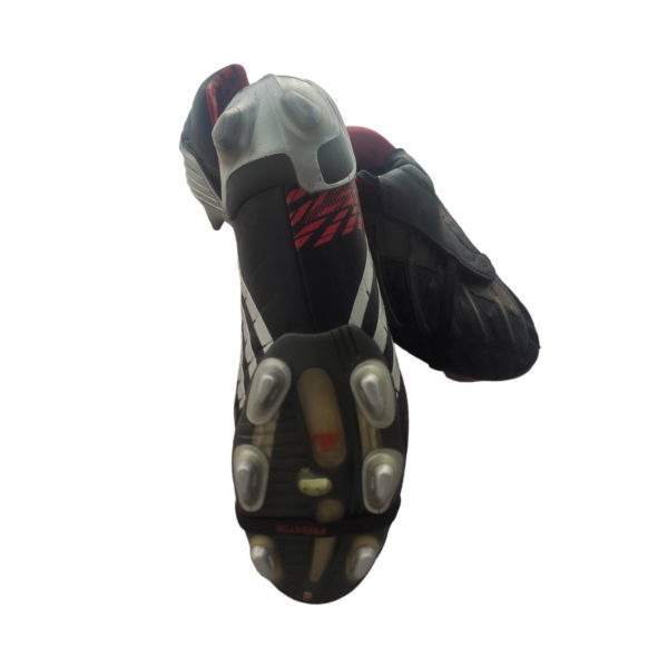 Adidas Predator PowerSwerve